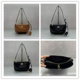 Picture of Balenciaga Handbags _SKUfw213821810fw